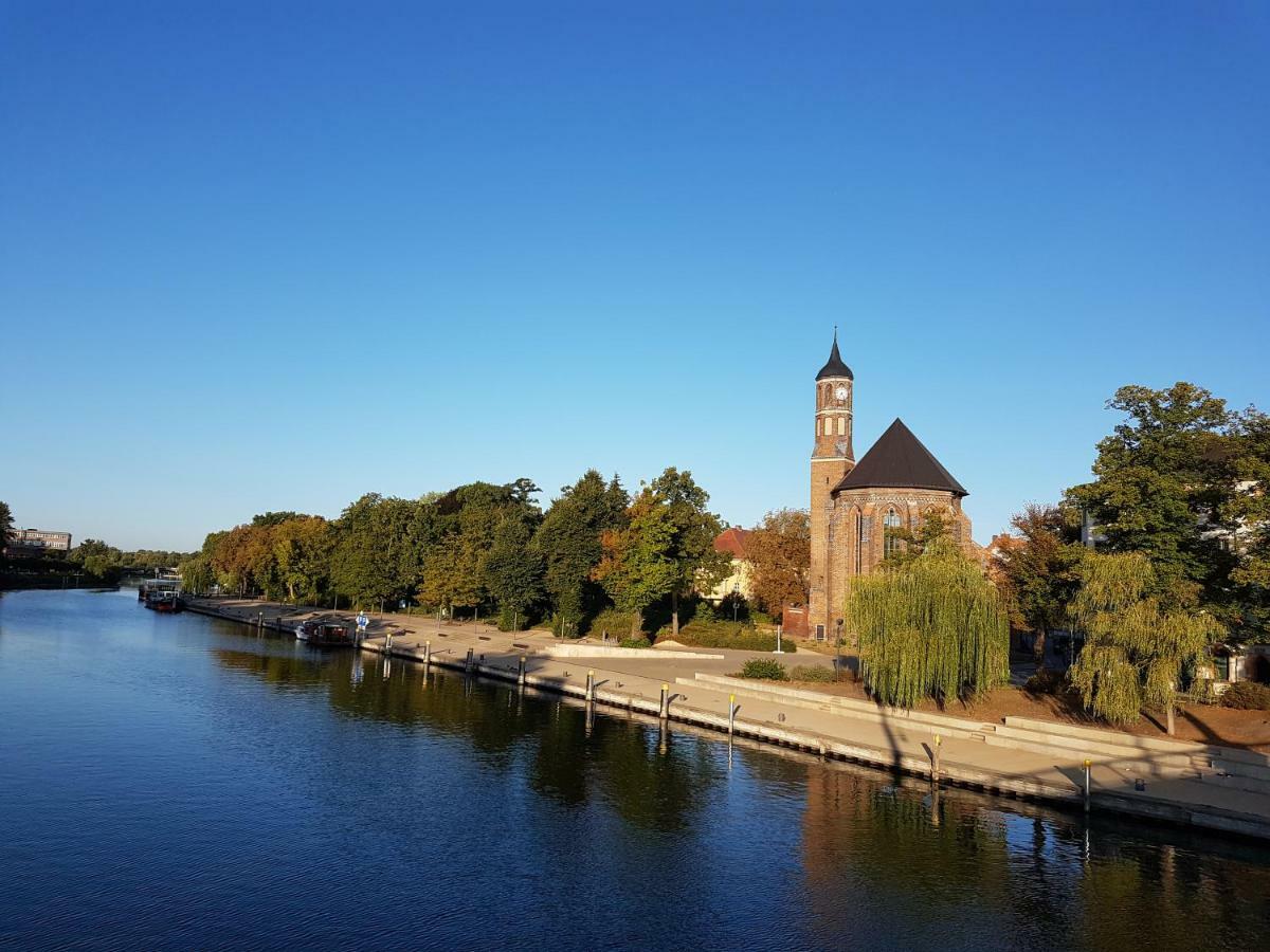 Altstadt Ferienwohnung Brandenburg  Exteriör bild